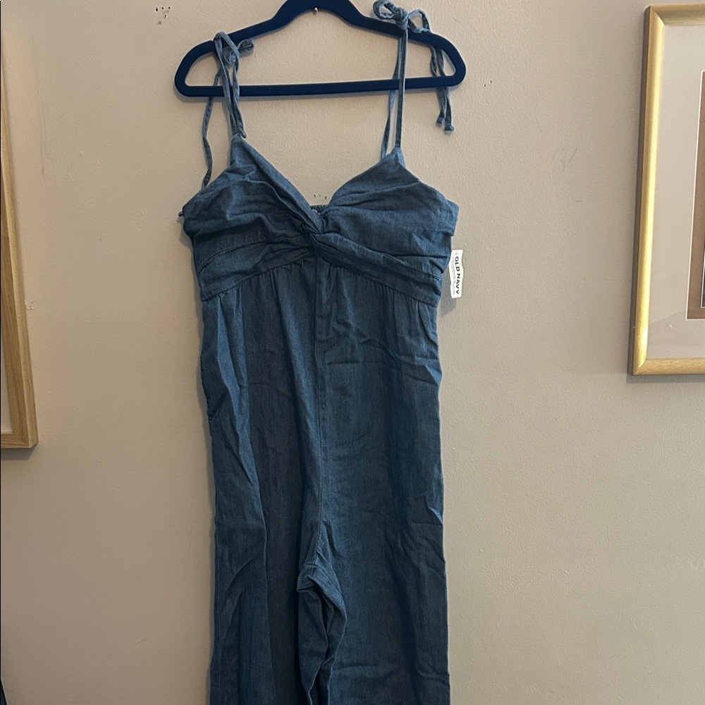 NWT Old Navy Denim Jumpsuit- size XS Petite